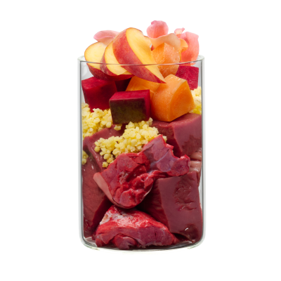 Englische Rose: Lamm mit Gartengemüse und Rosenblättern