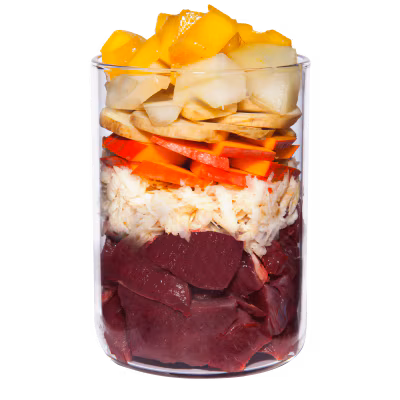 Kalb mit Petersilienwurzel, Mango und Johannisbeere